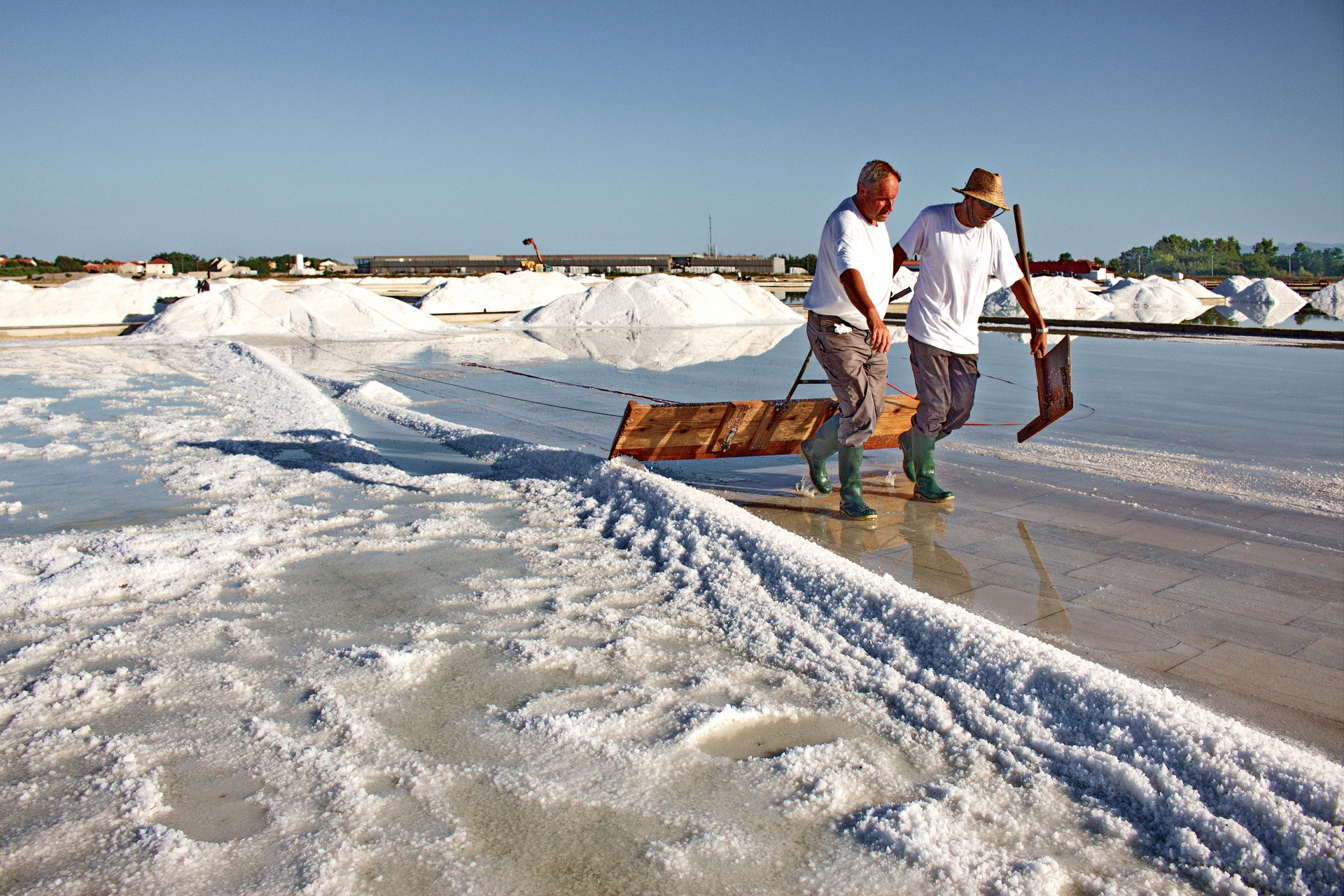 Nin Salt pans